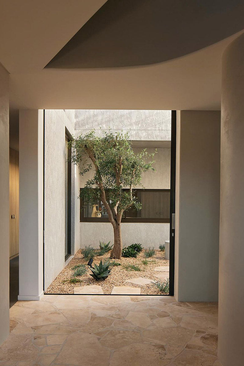 Arlo Stone Project GRAYA x ARLO Photo