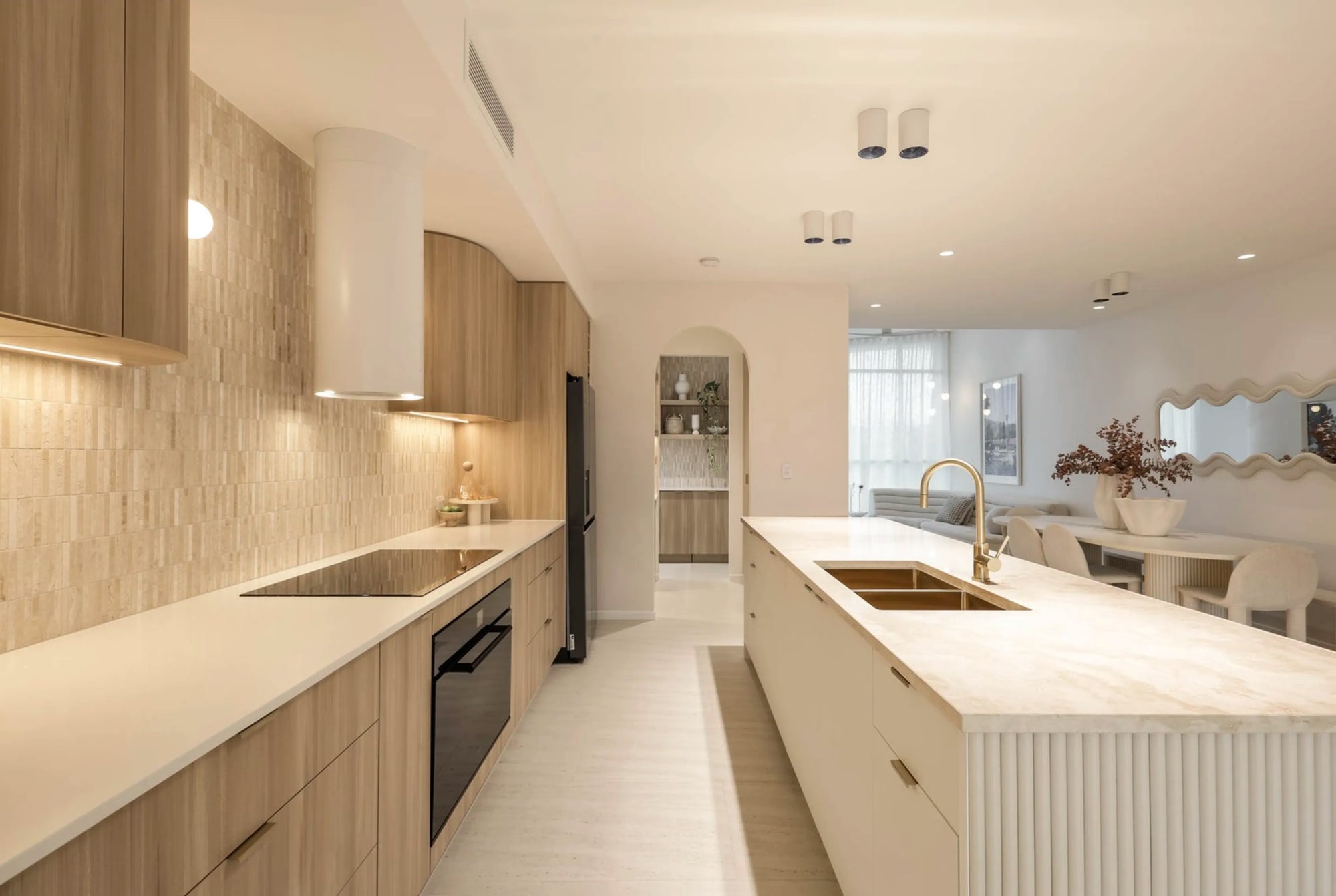 Arlo Stone Project PALM SPRINGS x ARLO Photo