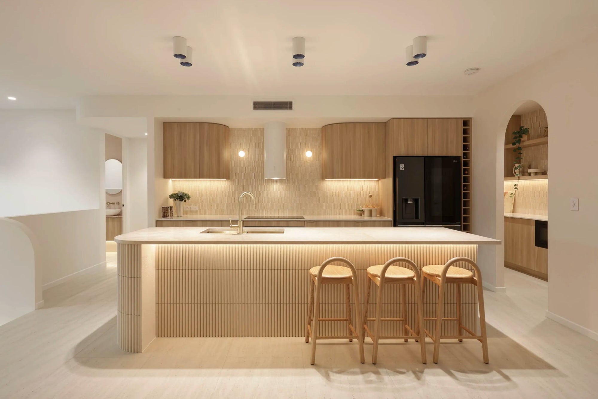 Arlo Stone Project PALM SPRINGS x ARLO Photo