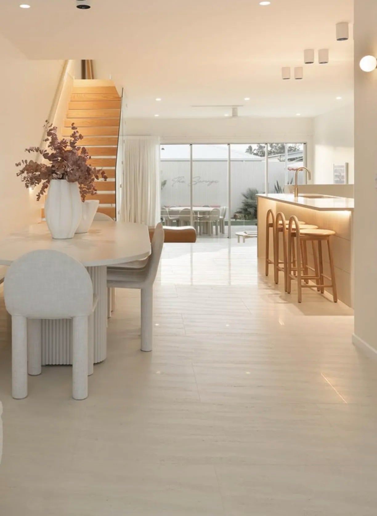 Arlo Stone Project PALM SPRINGS x ARLO Photo