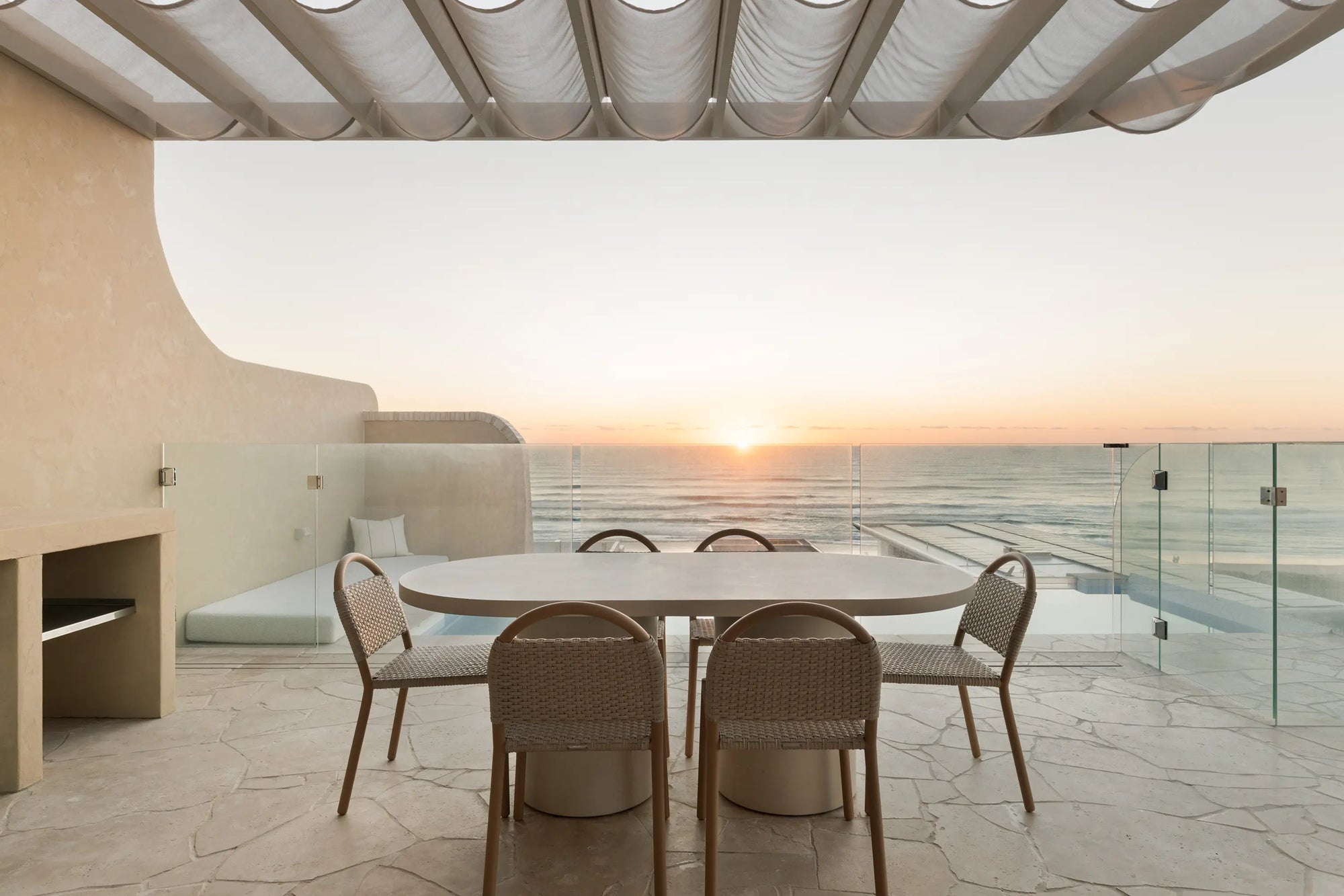 Arlo Stone Project ROCABELLA Photo