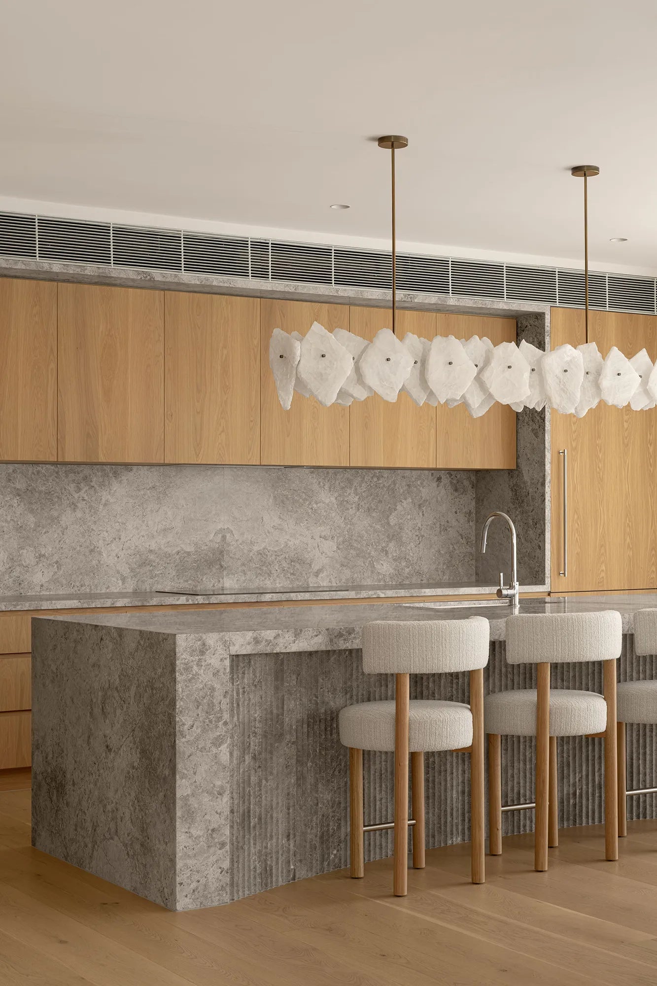 Arlo Stone Project WYUNA, CLOUT BUILD Photo