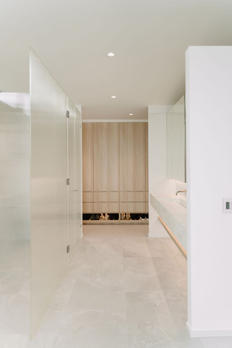 Arlo Stone Project MOOLOOLABA WATERFRONT x ARLO Photo