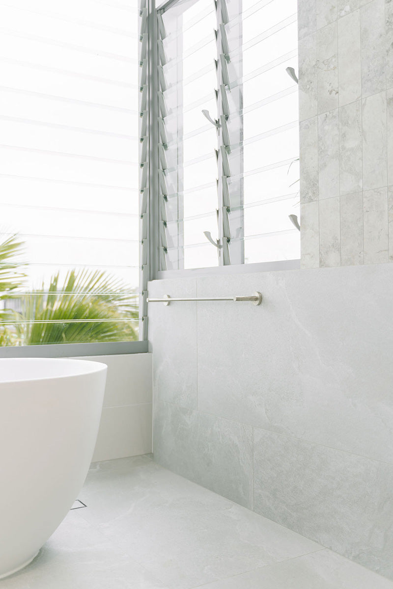 Arlo Stone Project MOOLOOLABA WATERFRONT x ARLO Photo