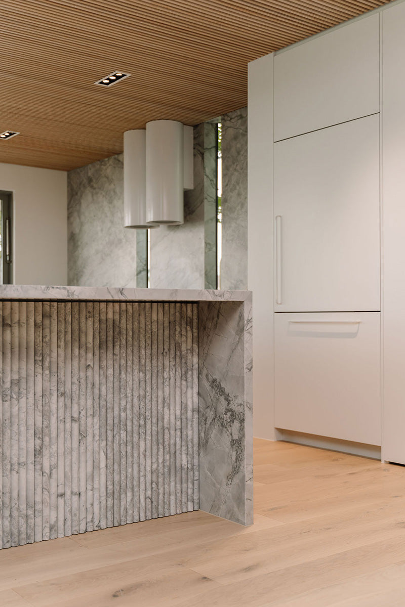 Arlo Stone Project MOOLOOLABA WATERFRONT x ARLO Photo