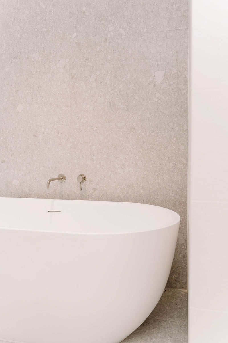 Arlo Stone Project MOOLOOLABA WATERFRONT x ARLO Photo