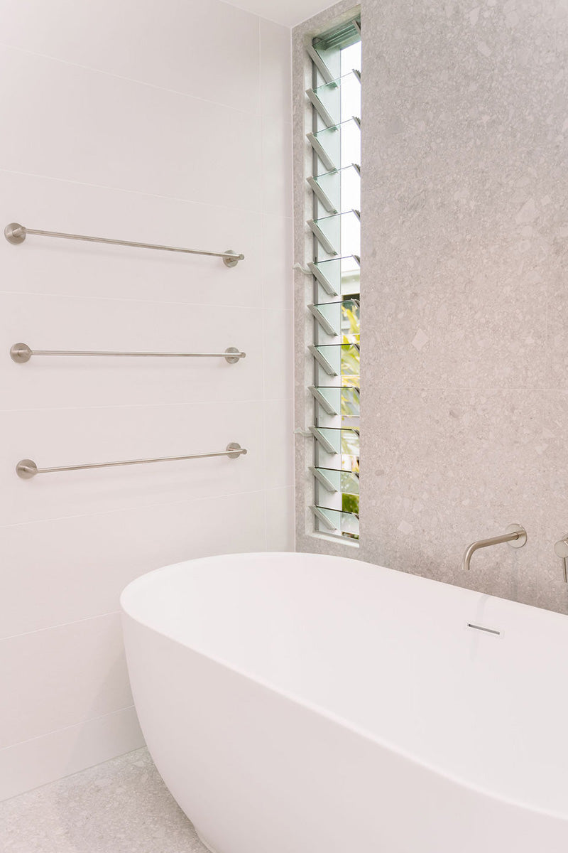 Arlo Stone Project MOOLOOLABA WATERFRONT x ARLO Photo