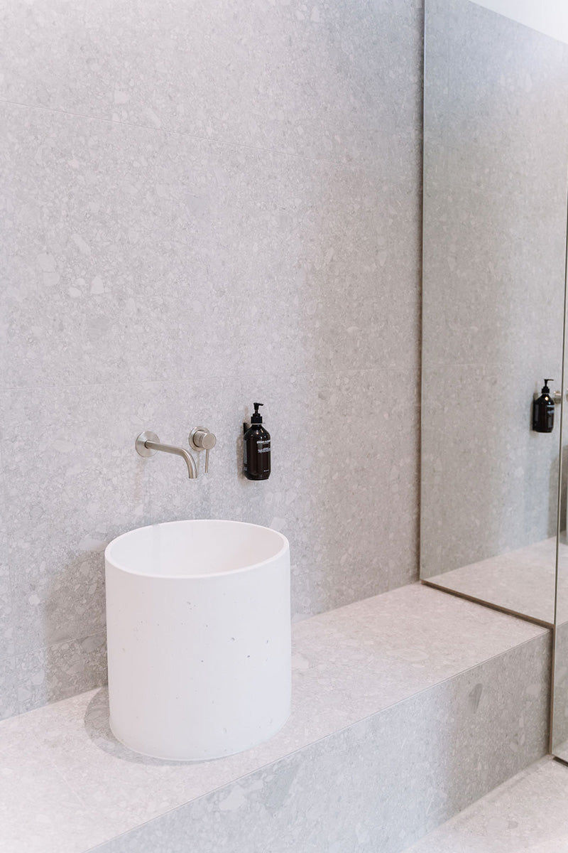 Arlo Stone Project MOOLOOLABA WATERFRONT x ARLO Photo