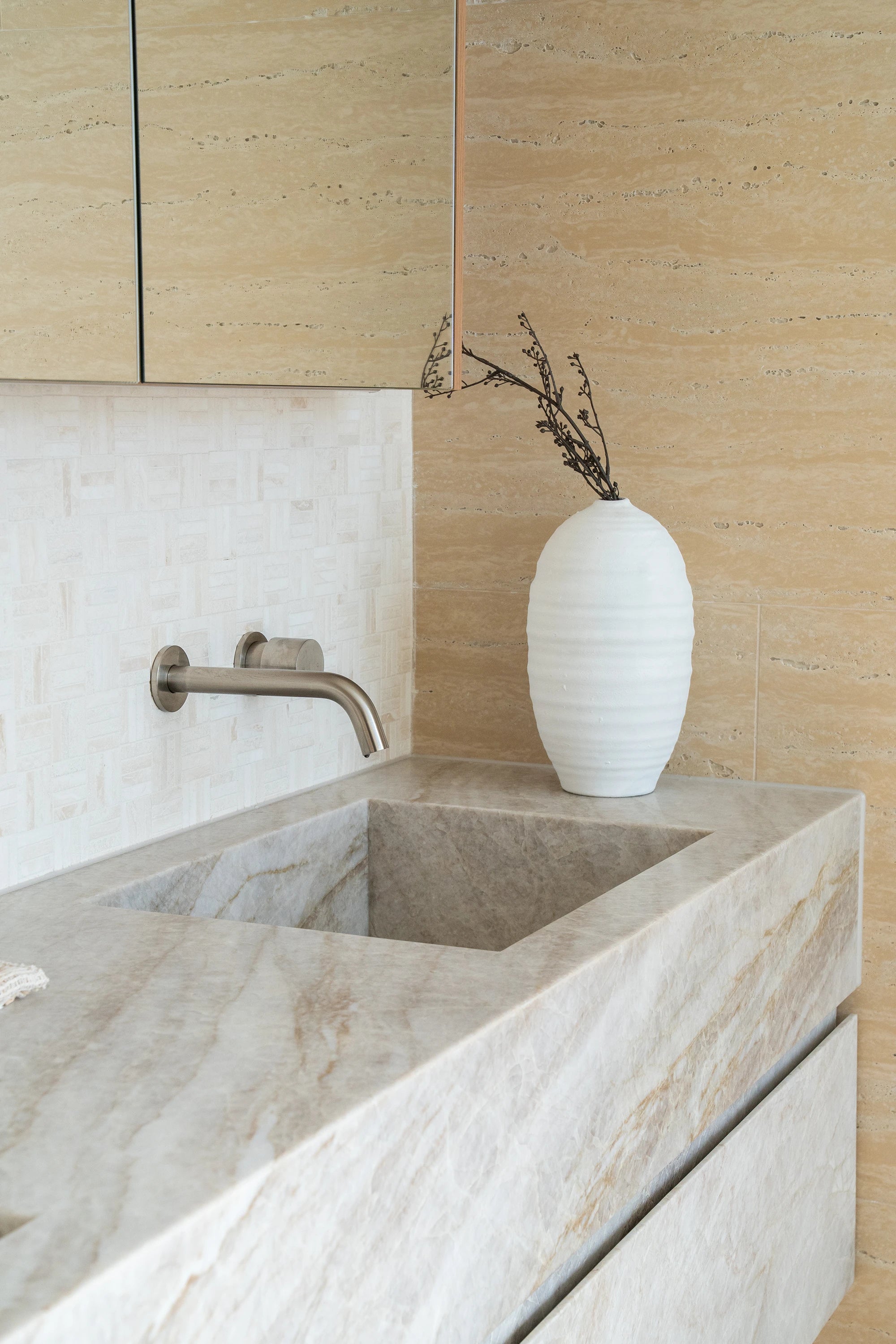 Arlo Stone Project MARY HOUSE Photo